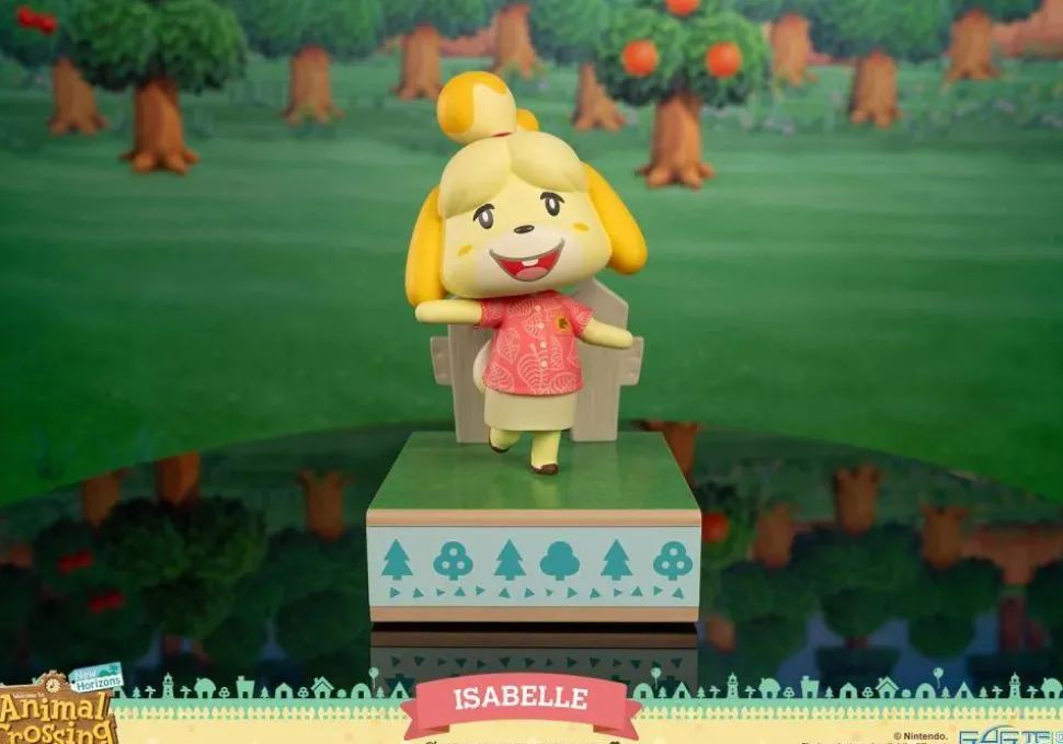 Animal Crossing: New Horizons - Isabelle 8" PVC Statue