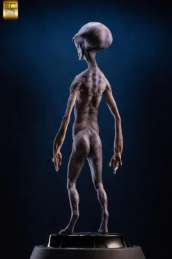 Art of Steve Wang - Reptilian Grey 1/3 Scale Maquette Statue