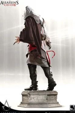 Assassin's Creed II - Ezio Auditore Prestige Line 1/2 Scale Statue