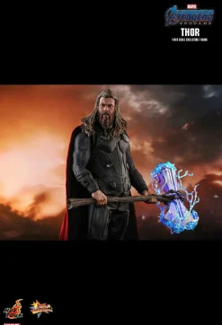 Avengers 4: Endgame - Thor 1/6th Scale Hot Toys Action Figure (Int Sales Only)