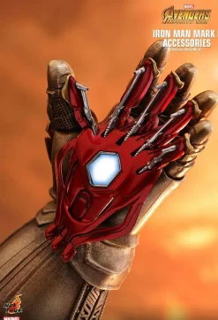 Avengers 3: Infinity War - Iron Man Mark L (50) 1/6th Scale Hot Toys Accessory Set