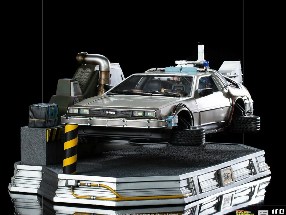 Back to the Future Part II - DeLorean 1/10th Scale Statue
