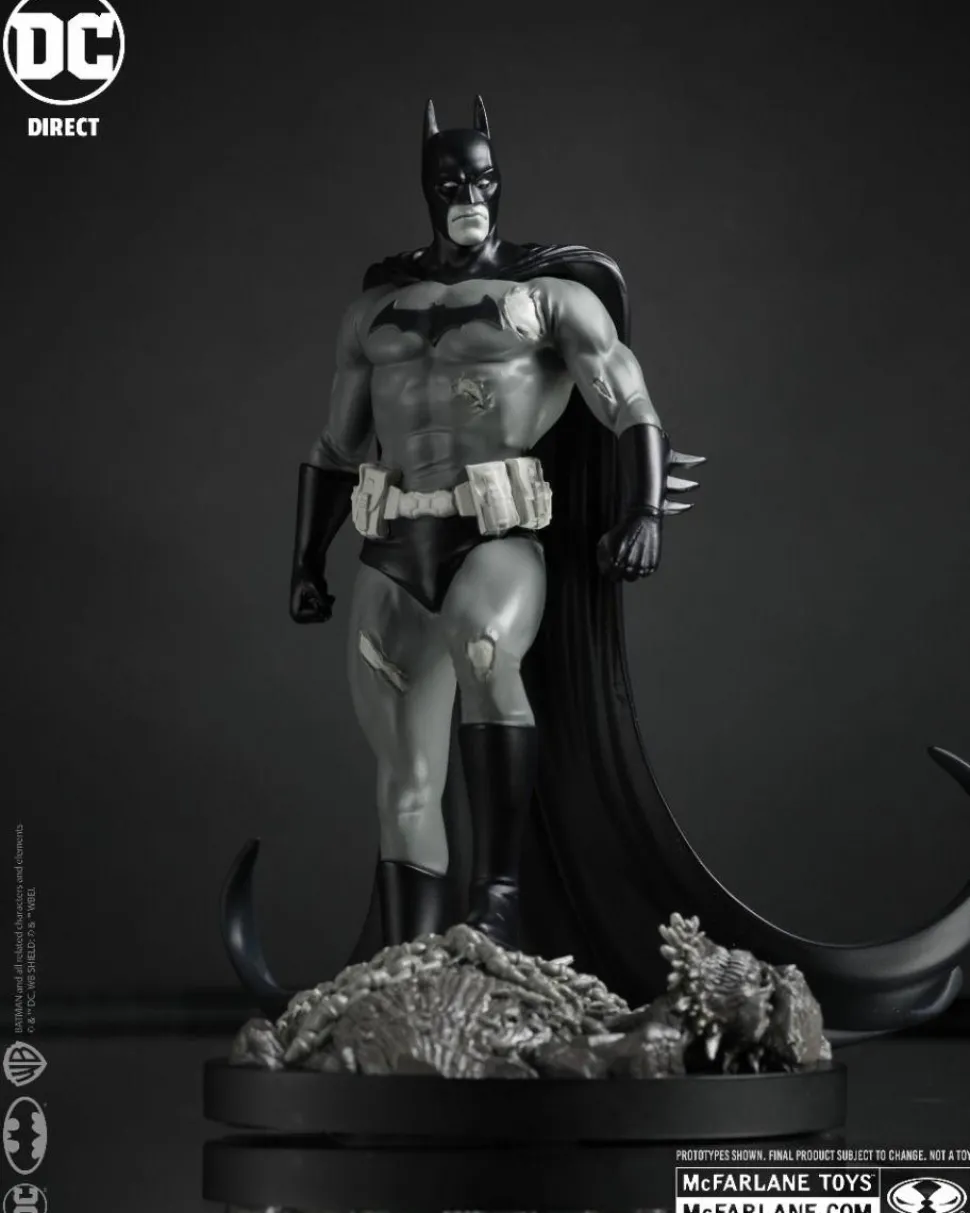 Batman - Batman by Bjorn Barends Black & White 1/10th Scale Statue