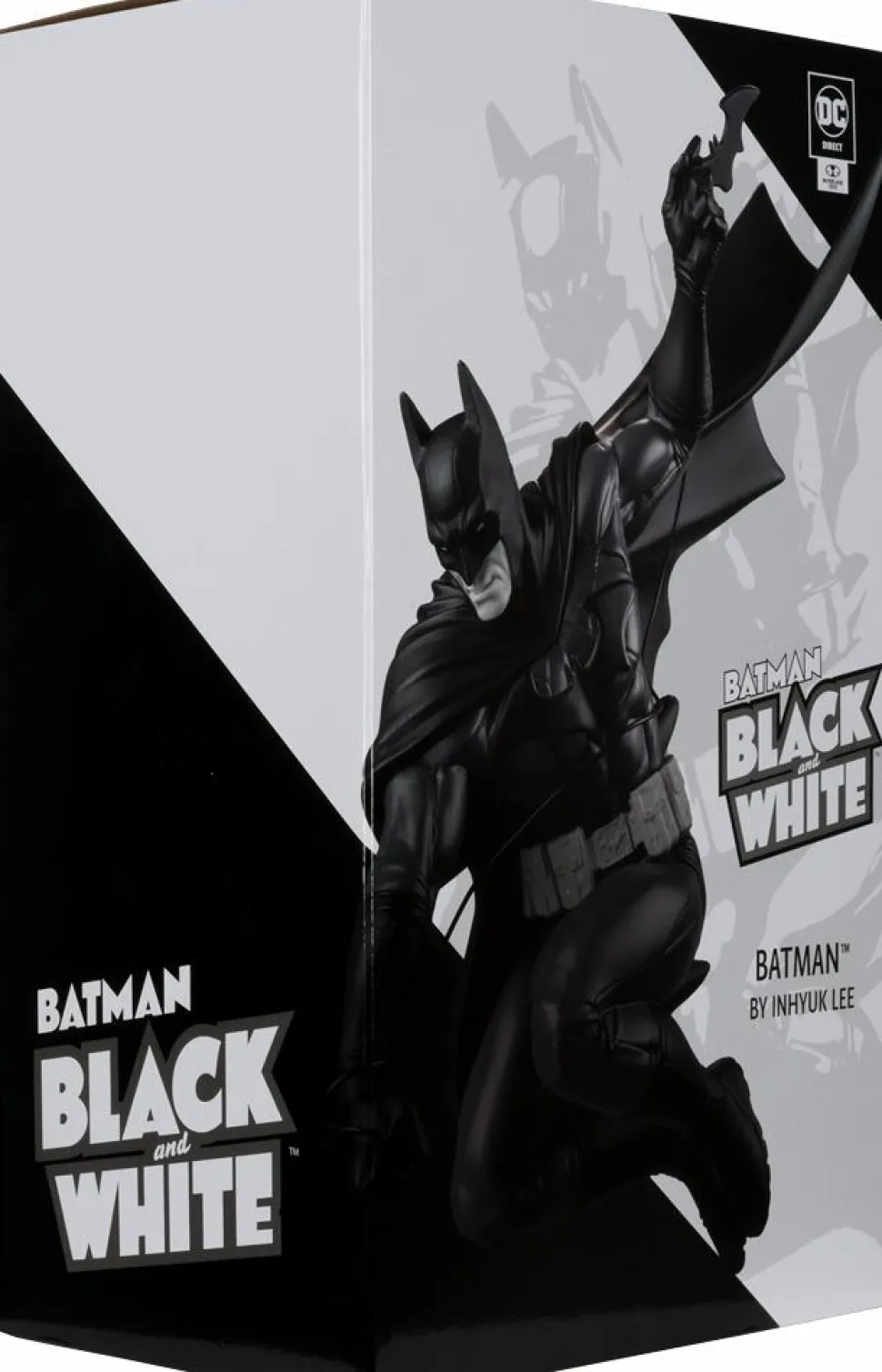 Batman - Batman by Inhyuk Lee Black & White 1/10th Scale Statue