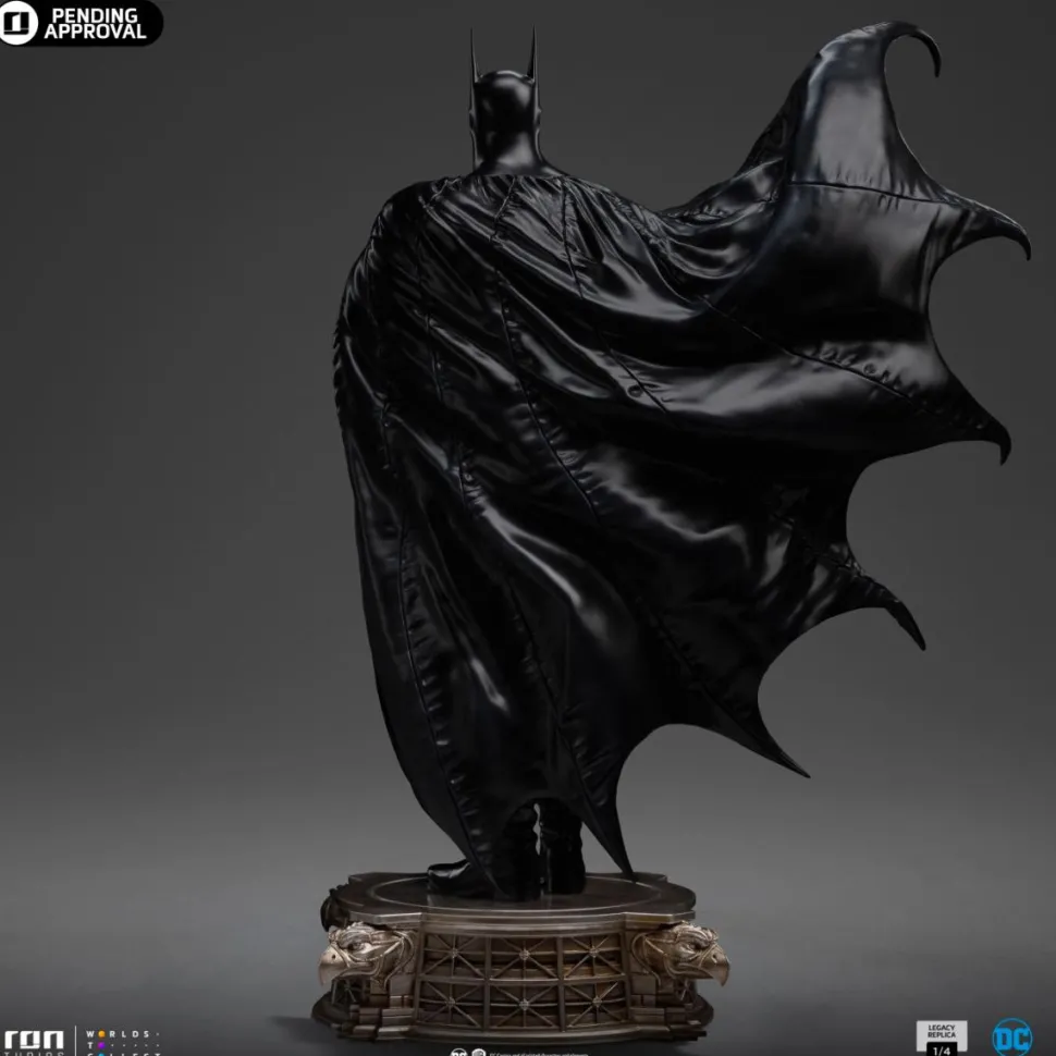 Batman - Batman (DC Trinity) Legacy Replica 1/4 Scale Statue