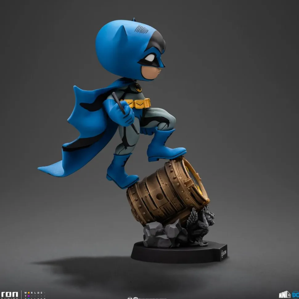 Batman - Batman on Bat-Signal (Blue Variant) MiniCo 7" Vinyl Figure
