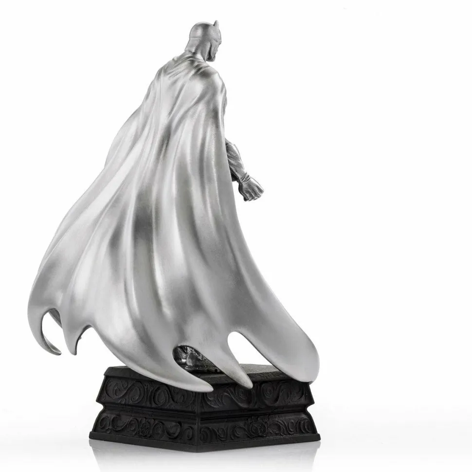 Batman - Batman Resolute 7” Pewter Statue