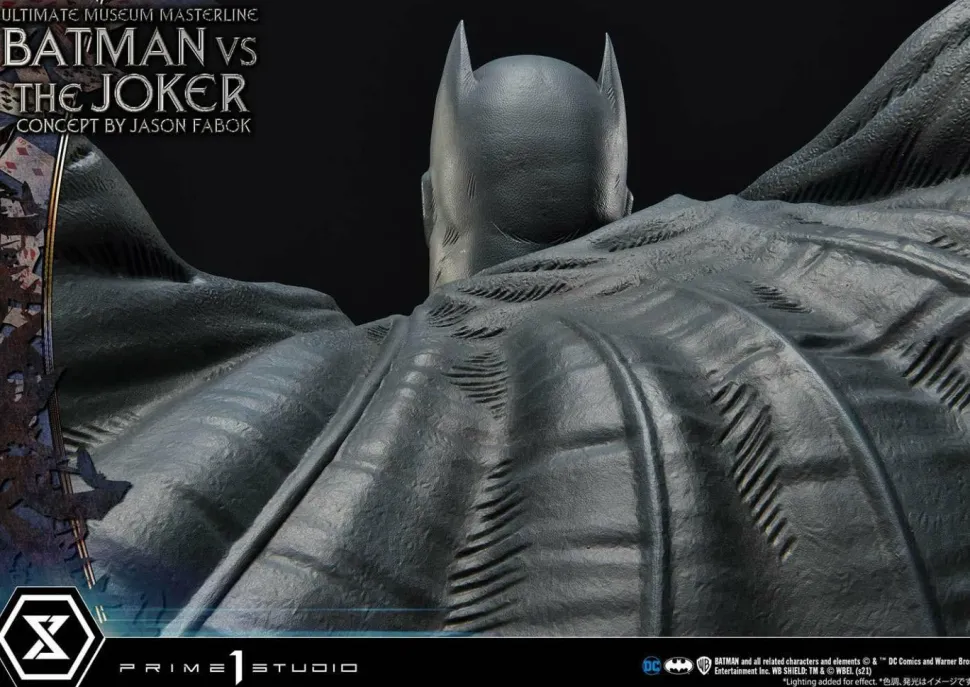 Batman - Batman vs The Joker 1/3 Scale Statue