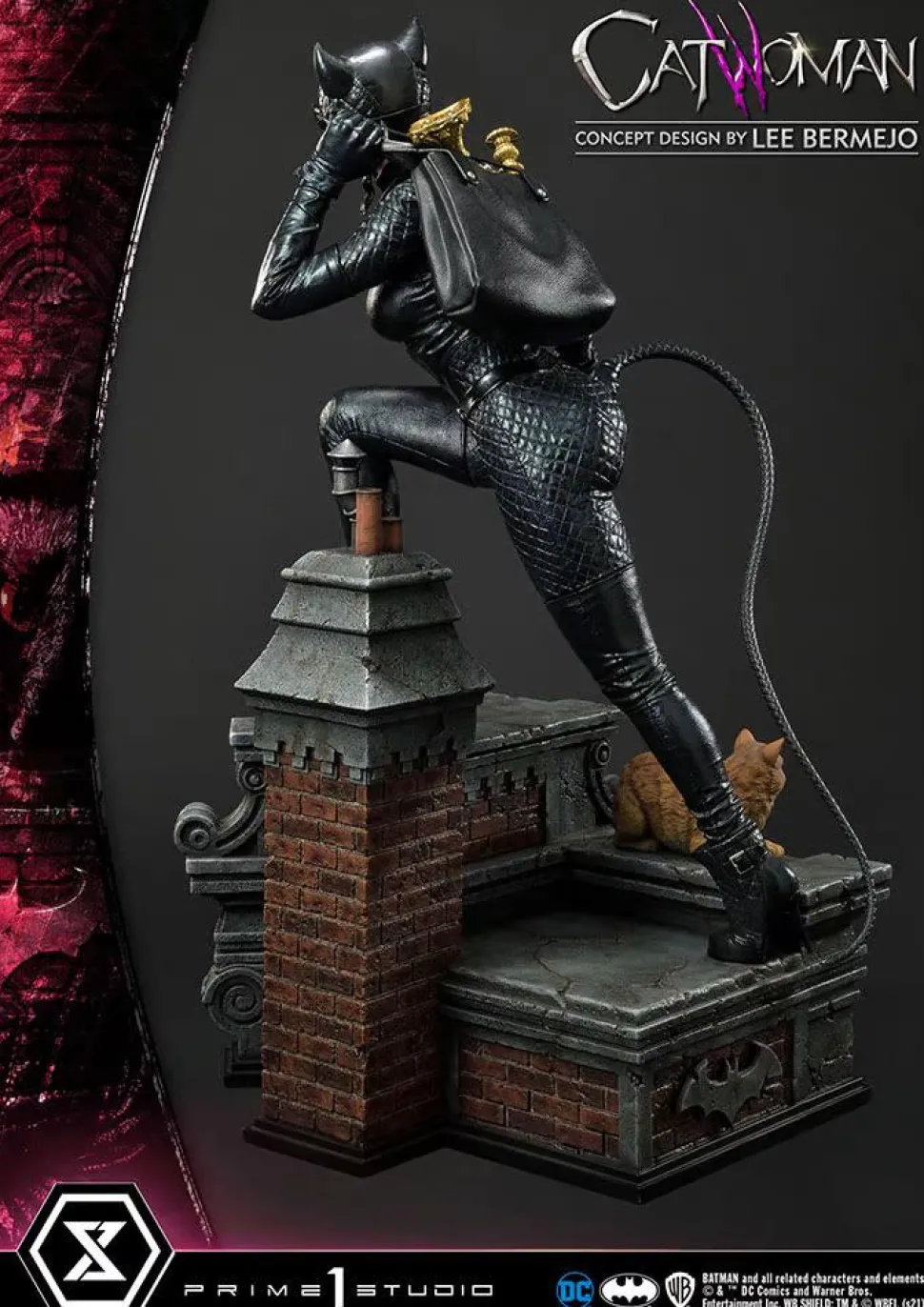 Batman - Catwoman 1/3 Scale Statue by Lee Bermejo