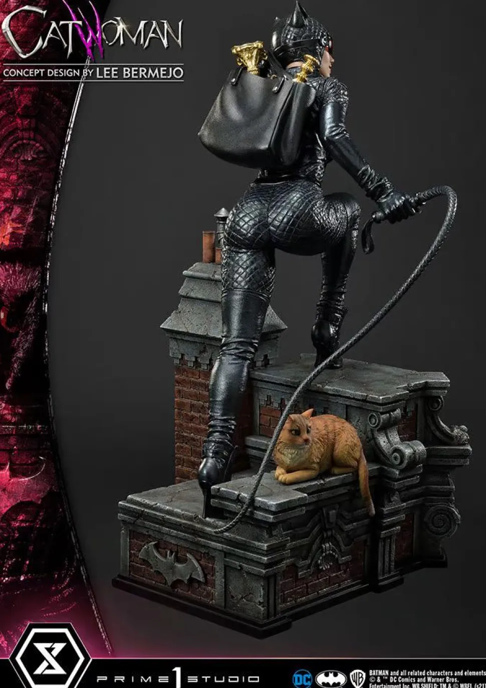 Batman - Catwoman 1/3 Scale Statue by Lee Bermejo