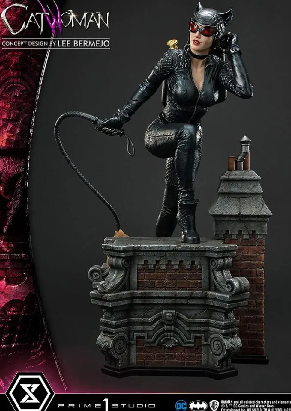 Batman - Catwoman 1/3 Scale Statue by Lee Bermejo