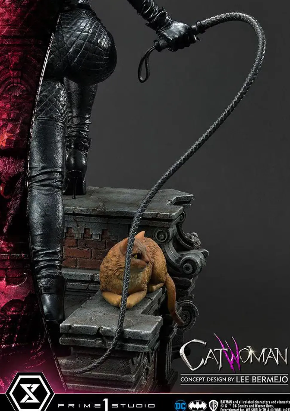 Batman - Catwoman 1/3 Scale Statue by Lee Bermejo