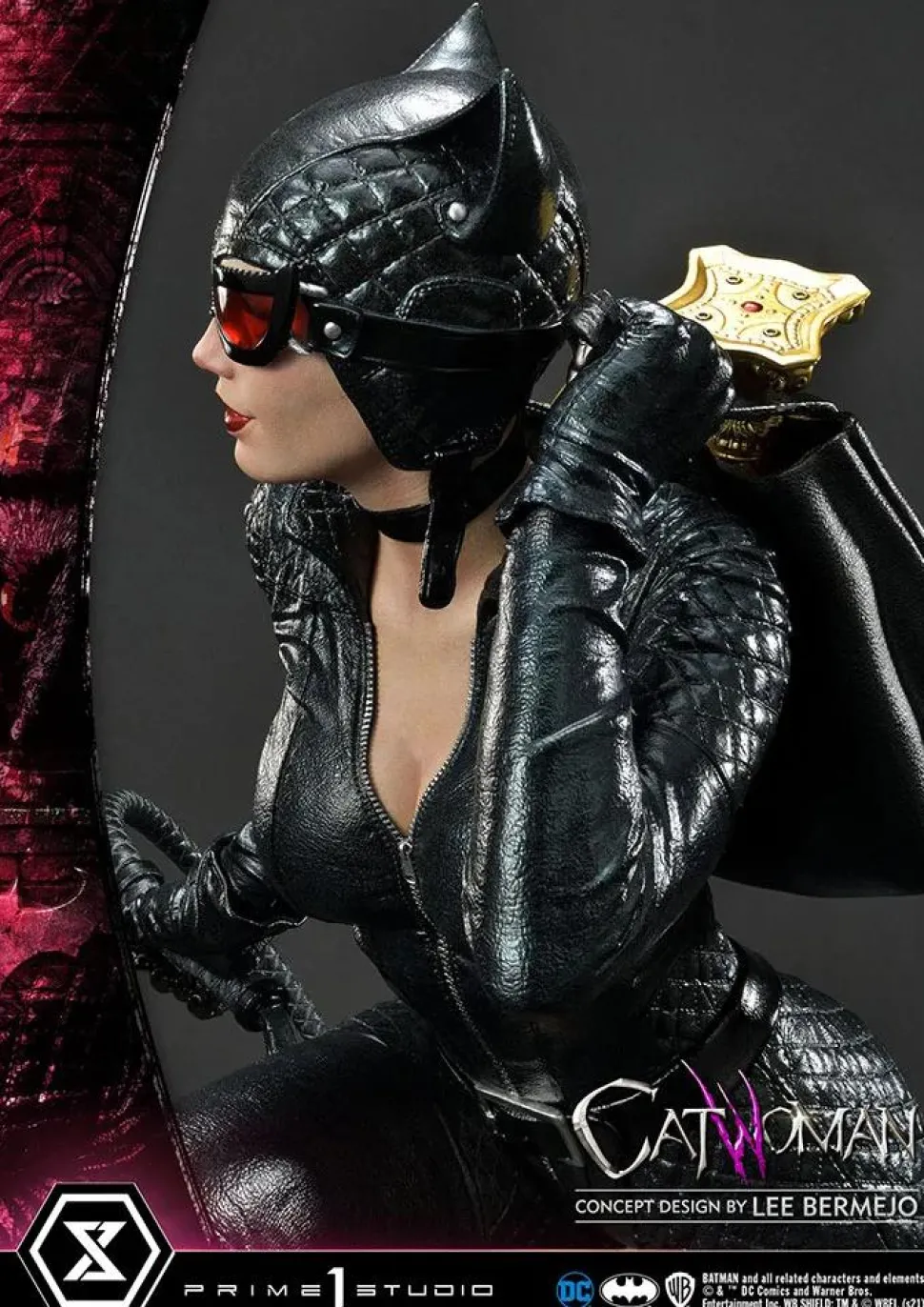Batman - Catwoman 1/3 Scale Statue by Lee Bermejo