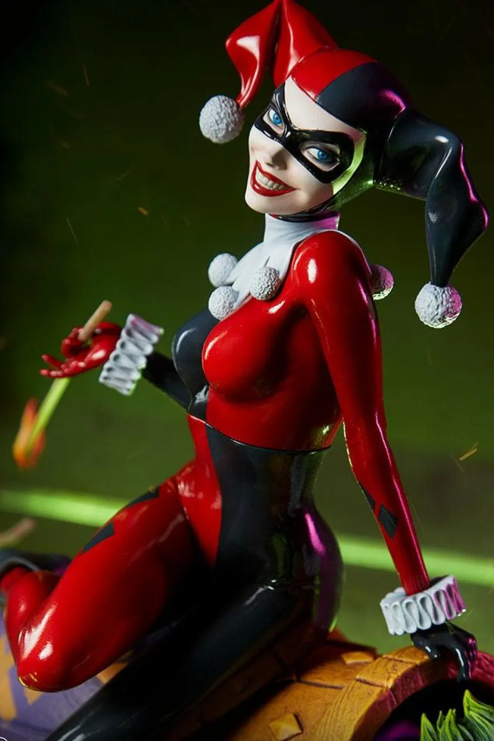 Batman - Harley Quinn & The Joker 14” Maquette Diorama Statue