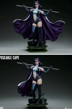 Batman - Huntress Premium Format Statue