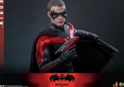 Batman & Robin (1997) - Robin 1/6th Scale Hot Toys Action Figure