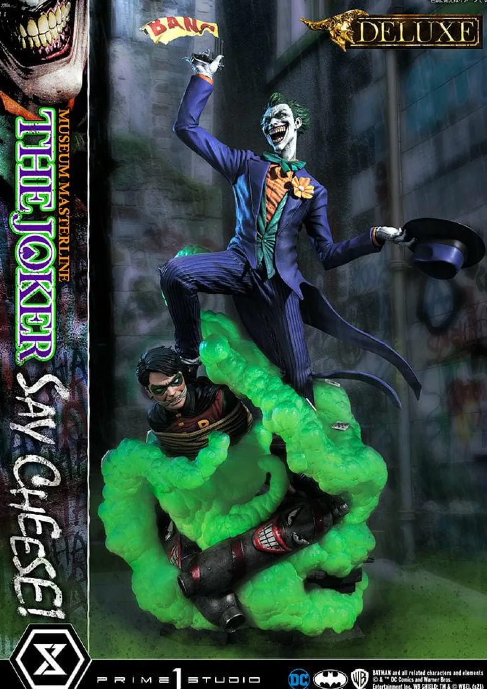 Batman - The Joker “Say Cheese” Deluxe 1/3 Scale Statue
