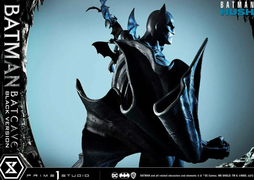 Batman: Hush - Batman Batcave Black Version 1/3 Scale Statue