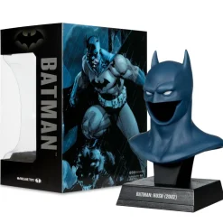 Batman: Hush - Batman Cowl 1/3rd Scale Replica PVC Statue