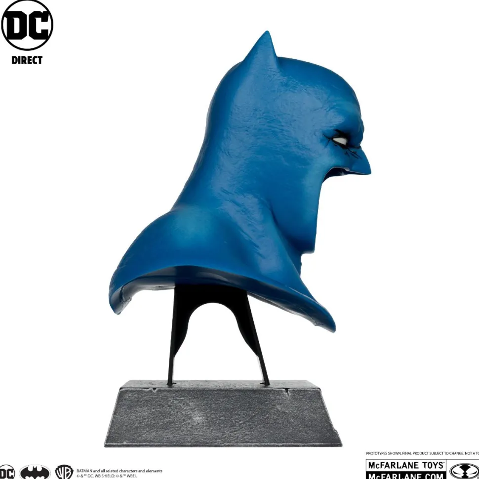 Batman: The Dark Knight Returns - Batman Cowl 1/3rd Scale Replica PVC Statue