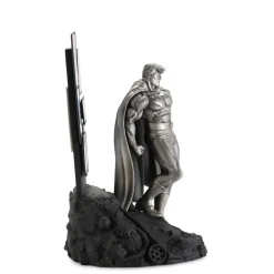 Batman: The Dark Knight Returns - Superman Limited Edition 11