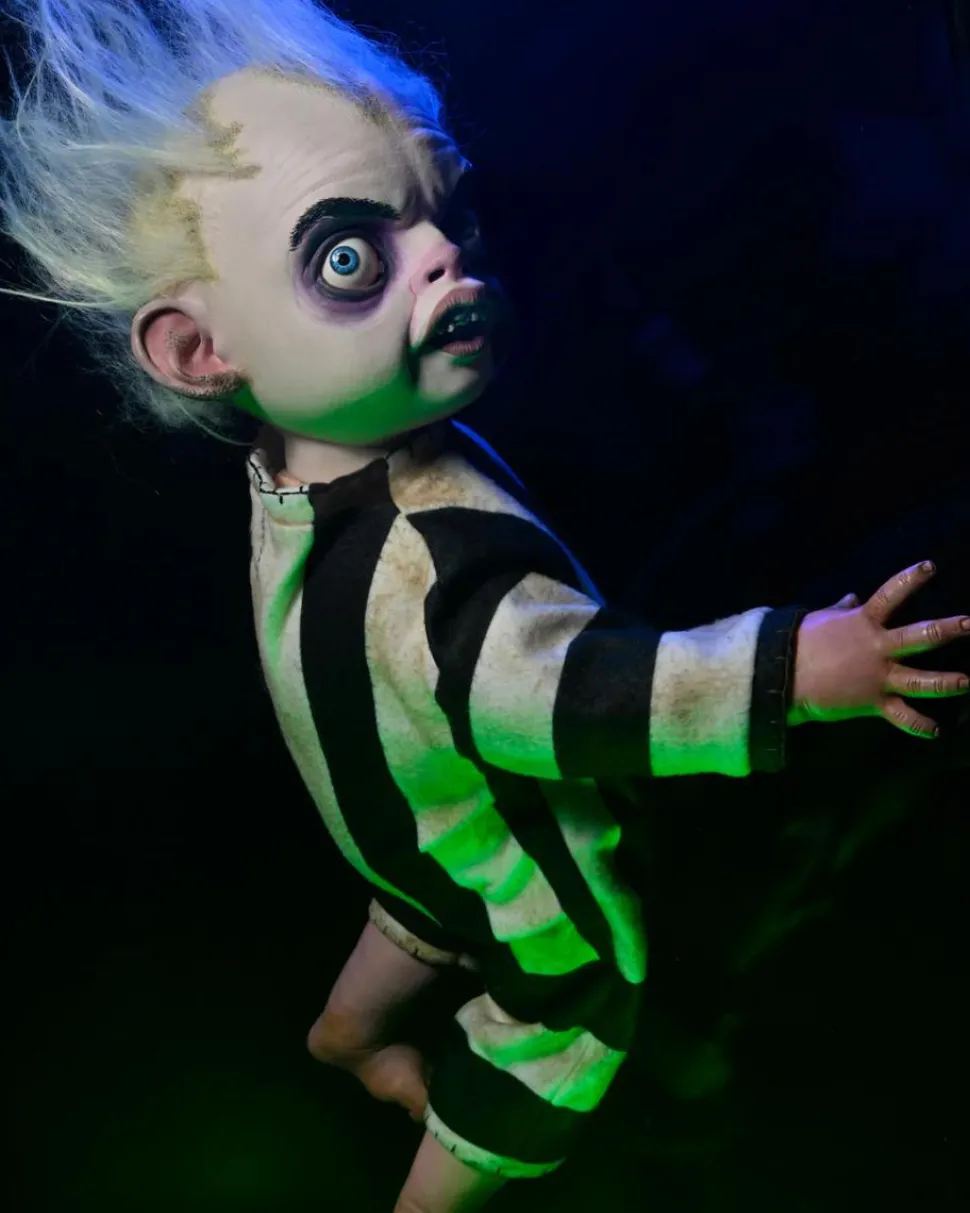 Beetlejuice Beetlejuice - Baby Beetlejuice 1:1 Scale Life-Size Doll Prop Replica