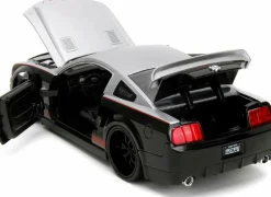 Big Time Muscle - Black/Silver 2008 Ford Shelby Mustang GT-500KR 1/24th Scale Die-Cast Vehicle Replica