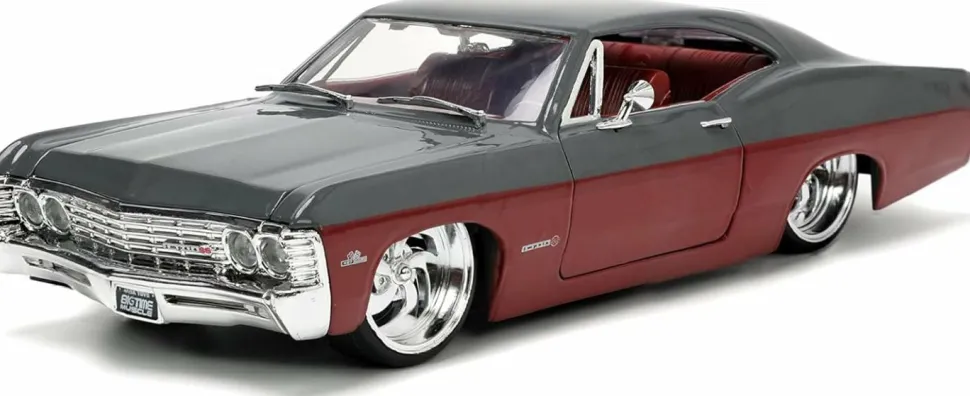 Big Time Muscle - Red/Grey 1967 Chevrolet Impala SS 1/24th Scale Die-Cast Vehicle Replica