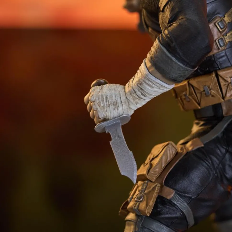 BRZRKR - B. (Modern) Gallery 9" PVC Diorama Statue