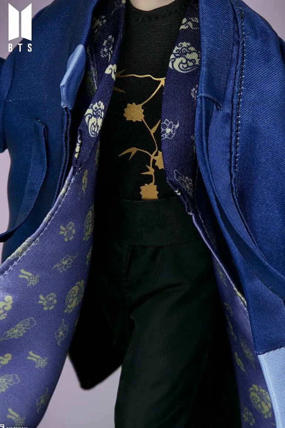 BTS - Jin Deluxe 9” Statue