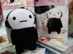 Camilla d'Errico - Kuro 7 Plush