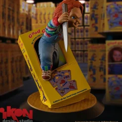 Child’s Play (1988) - Chucky Breakout 9” PVC Diorama Statue