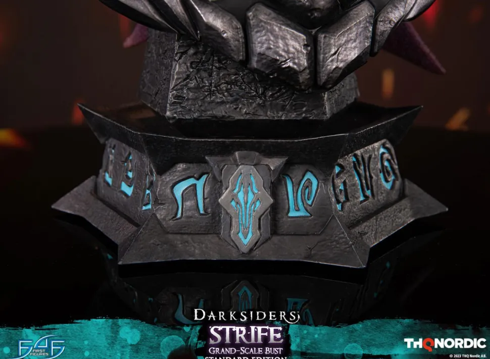 Darksiders - Strife Grand Scale 14” Bust
