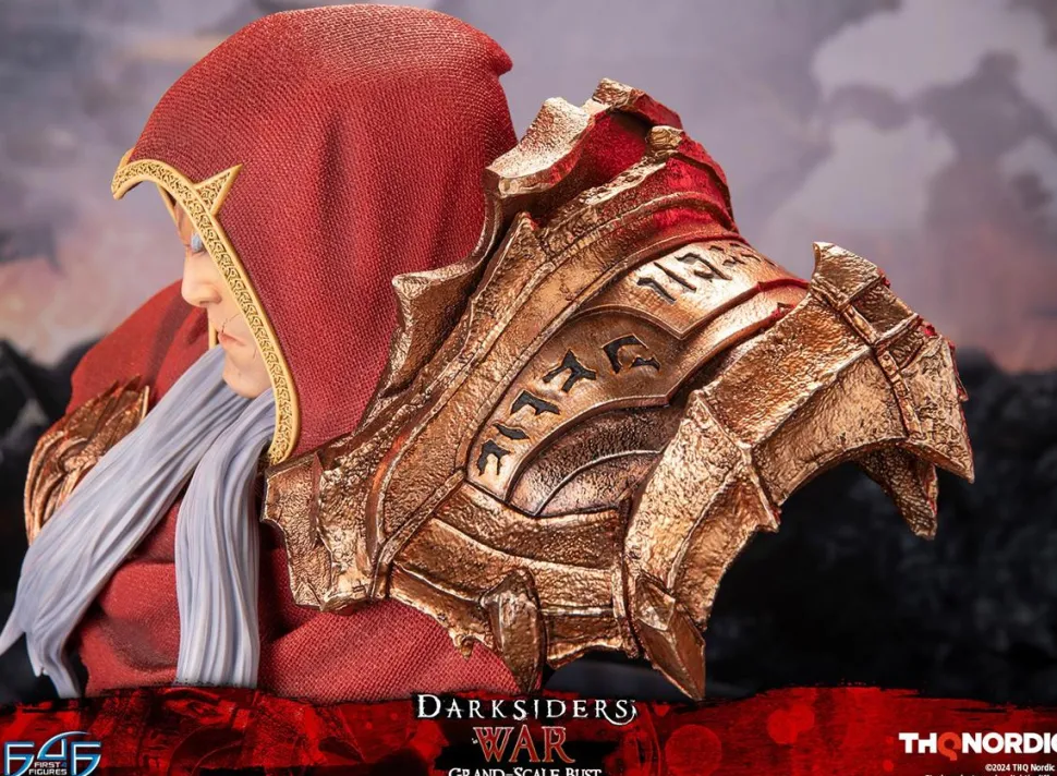 Darksiders - War Grand Scale 15" Bust