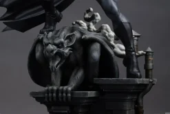 DC Comics - Batman (Black & Grey Edition) 1/6th Scale Maquette Statue
