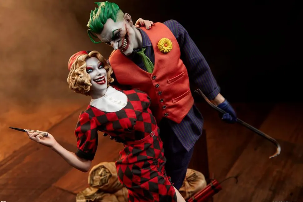 DC Comics - The Joker & Harley Quinn (Lawless Love) 1/5th Scale Diorama Statue