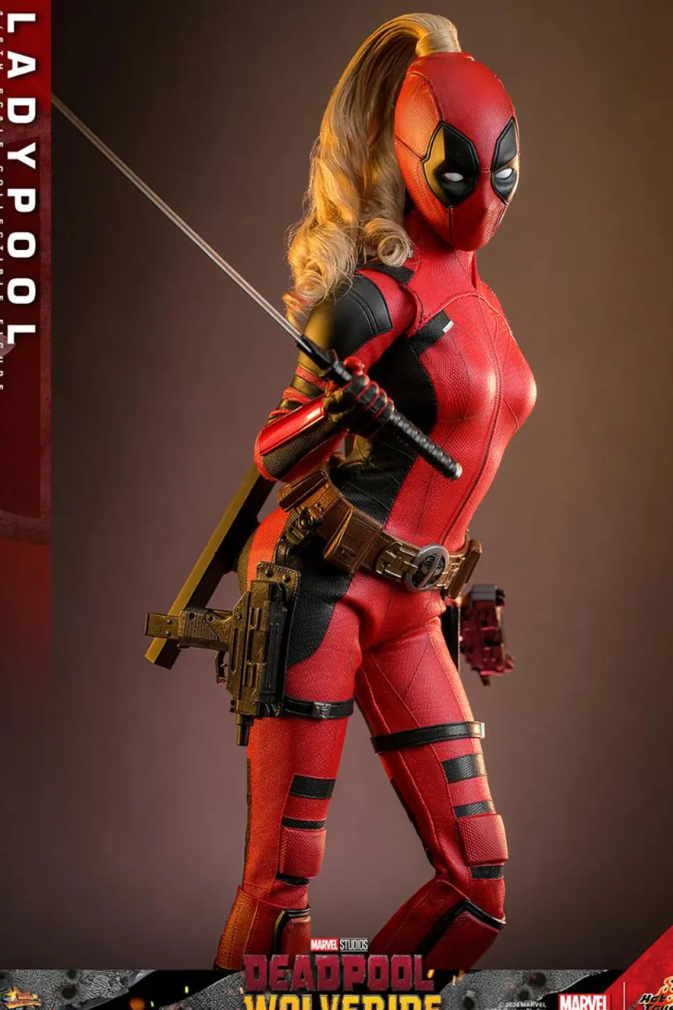 Deadpool & Wolverine (2024) - Ladypool 1/6th Scale Hot Toys Action Figure