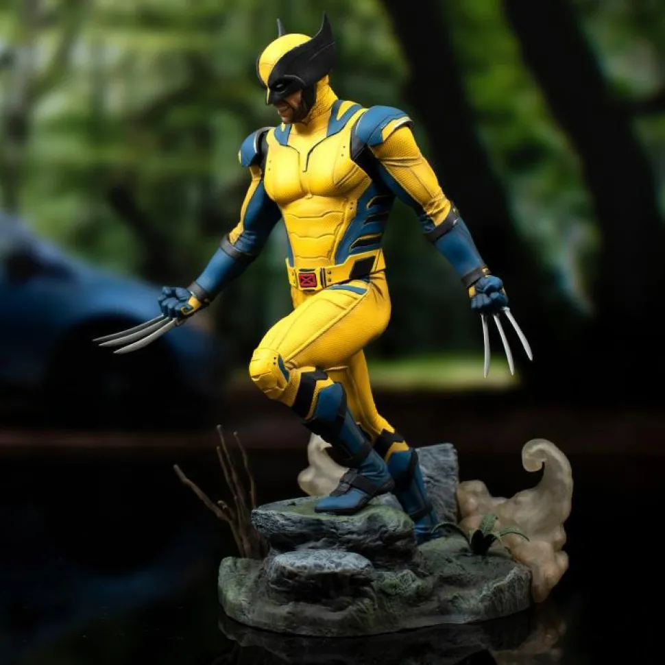 Deadpool & Wolverine (2024) - Wolverine Marvel Gallery 10" PVC Diorama Statue
