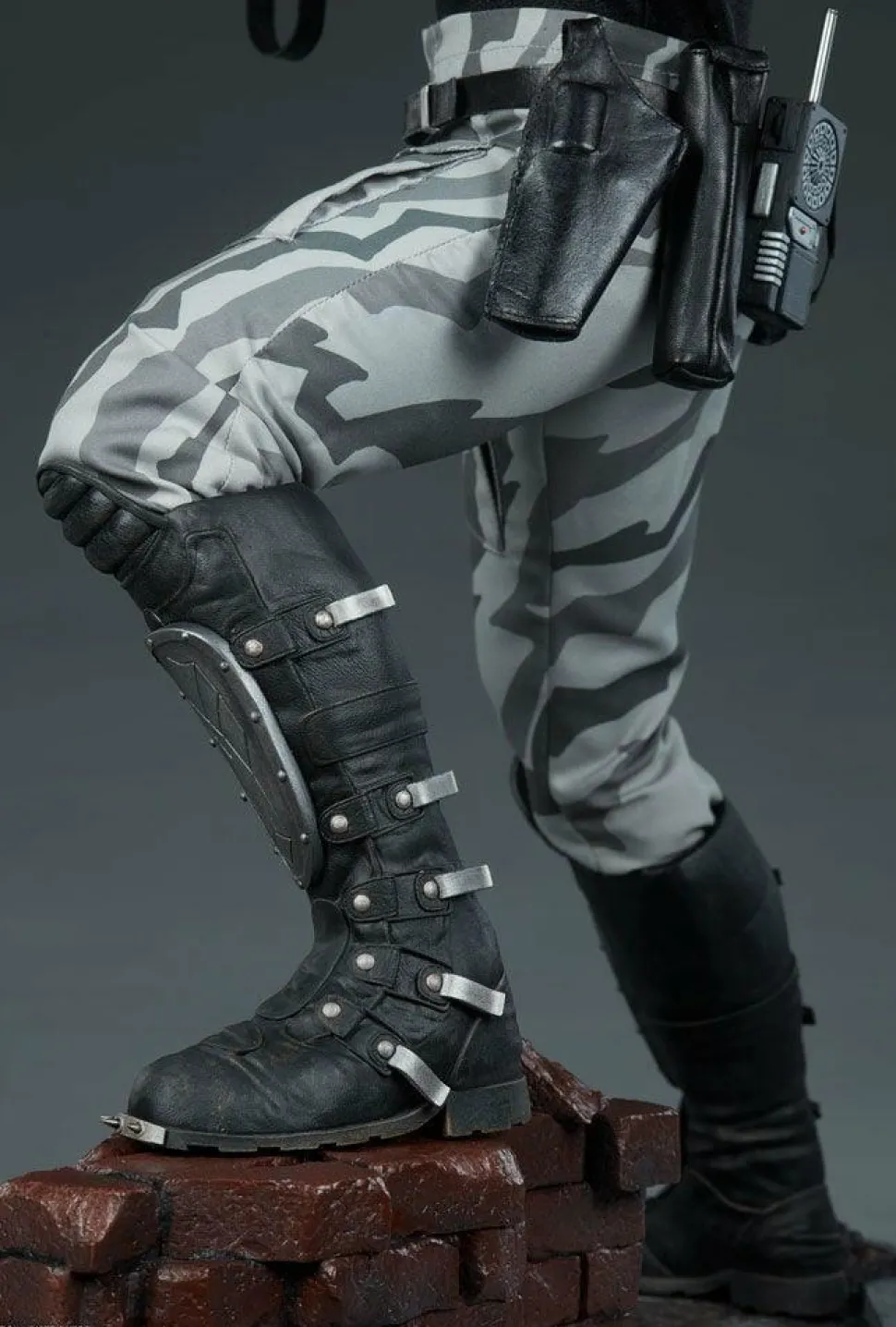 Escape From New York - Snake Plissken 1/3 Scale Statue