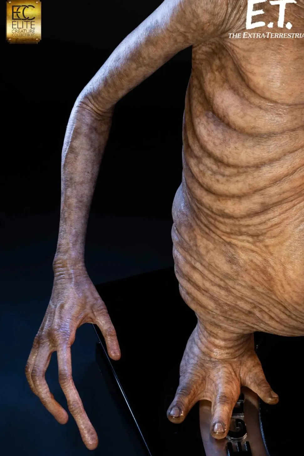 E.T. The Extra-Terrestrial - E.T. 1:1 Scale Life-Size Maquette Statue