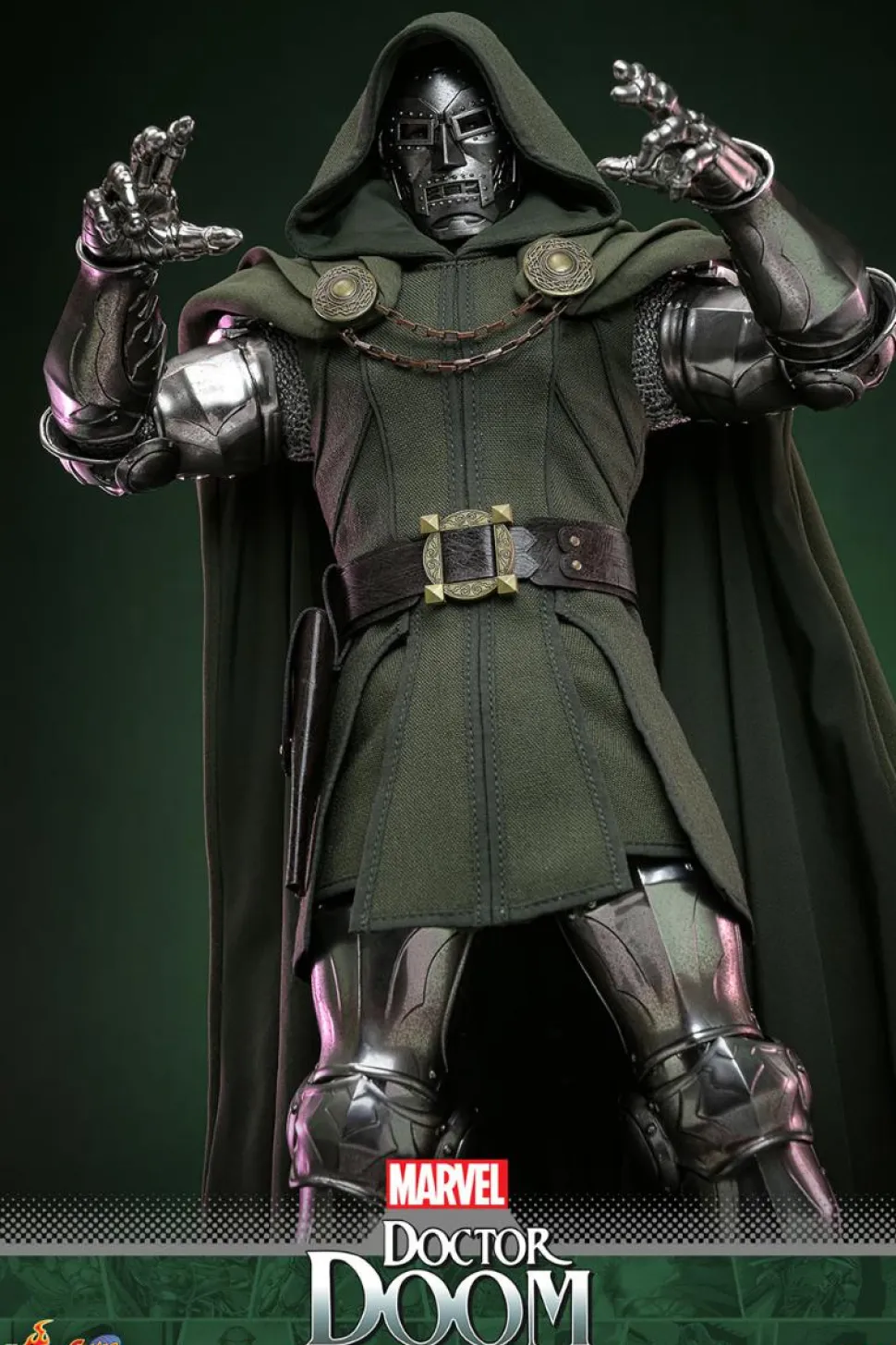 Fantastic Four - Doctor Doom 1/6th Scale Hot Toys Action Figure