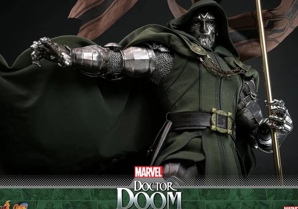 Fantastic Four - Doctor Doom 1/6th Scale Hot Toys Action Figure