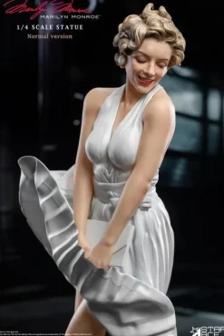 Hollywood Legends - Marilyn Monroe 1/4th Scale Statue