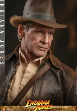 Indiana Jones and the Dial of Destiny - Indiana Jones 1/6th Scale Hot Toys Action Figure
