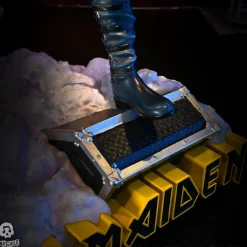 Iron Maiden - Fear of the Dark 3D Vinyl 8