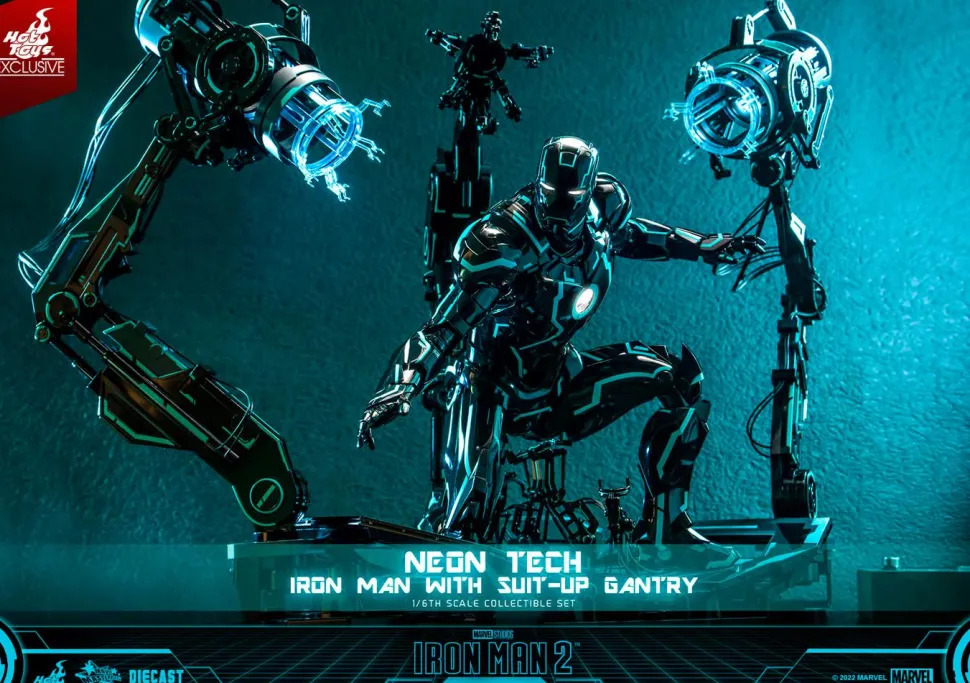 Iron Man 2 - Neon Tech Iron Man with Suit-Up Gantry 1/6th Scale Hot Toys Action Figure Set