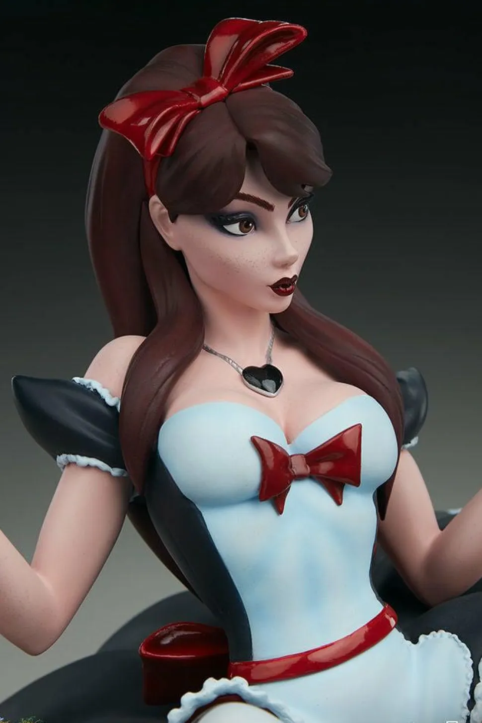 J. Scott Campbell’s Fairytale Fantasies - Alice in Wonderland Game of Hearts Edition 13” Statue