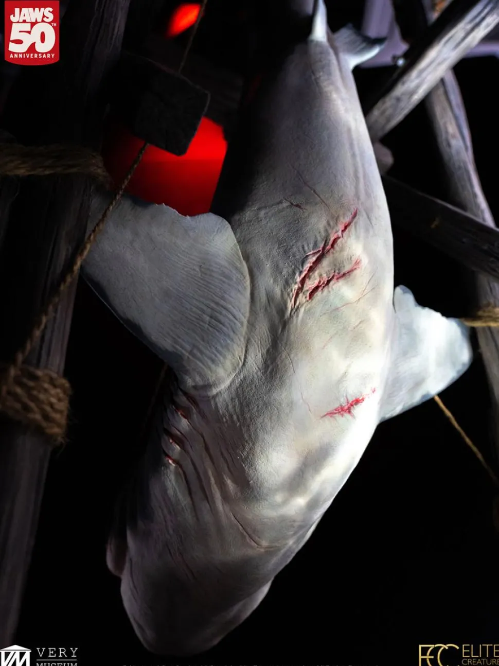 Jaws - Hanging Shark 1/12th Scale Maquette Statue