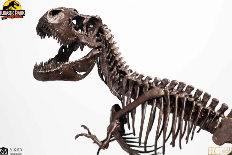 Jurassic Park - T-Rex Skeleton (Visitor Center Rotunda) 30th Anniversary 1/24th Scale Bronze Statue Replica