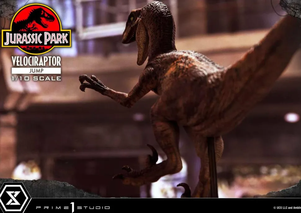 Jurassic Park - Velociraptor Jump 1/10th Scale Statue